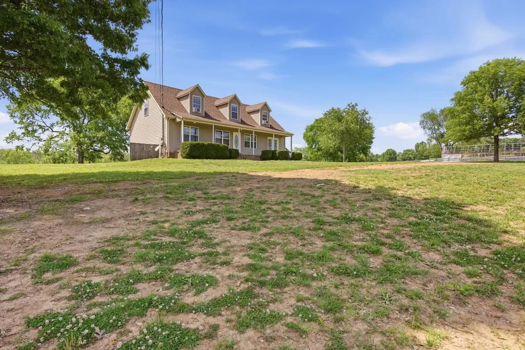 1167 John Sharp Road Columbia TN 38401