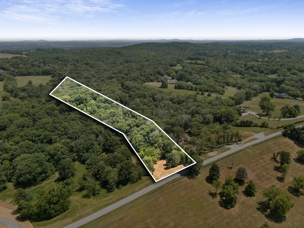 949 Palmer Road Lebanon TN 37090