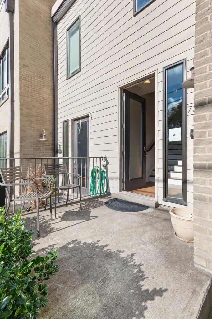 731 Douglas Avenue Nashville TN 37207
