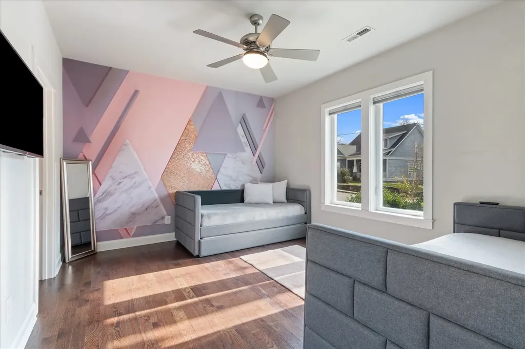 731 Douglas Avenue Nashville TN 37207