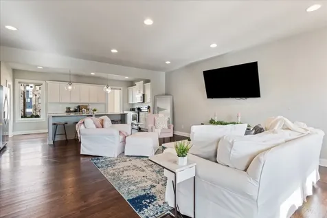 731 Douglas Avenue Nashville TN 37207