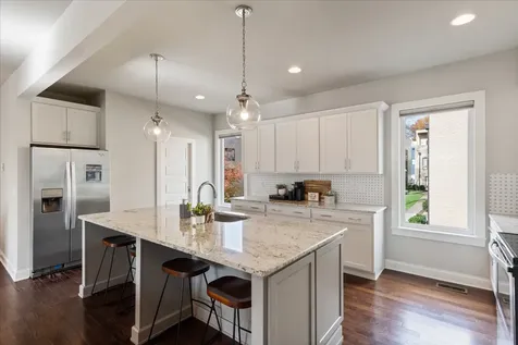 731 Douglas Avenue Nashville TN 37207