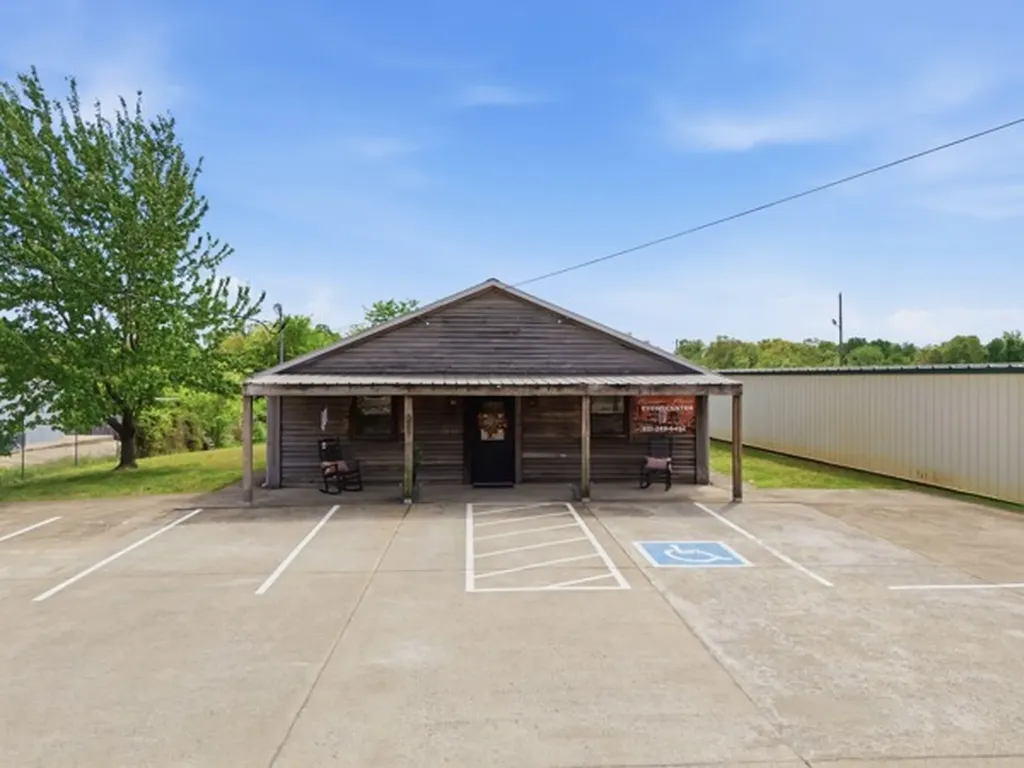 526 Dover Road Clarksville TN 37042