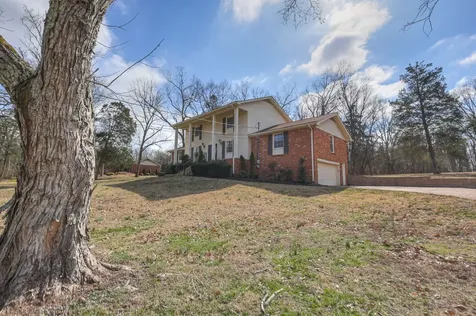234 Bluegrass Circle Lebanon TN 37090