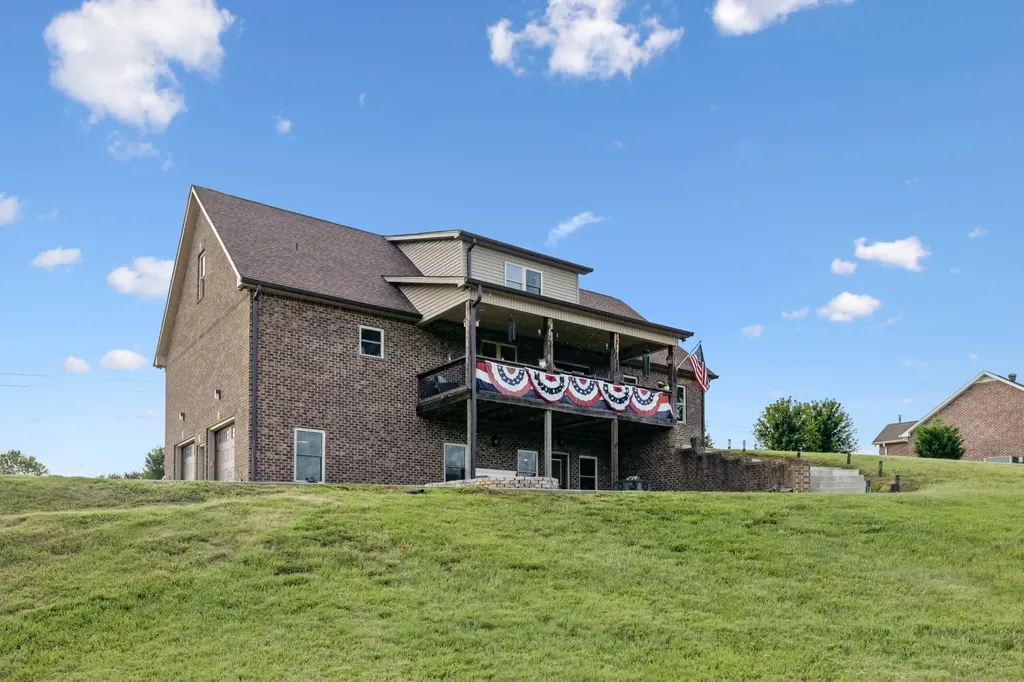 7 Shenandoah Circle Carthage TN 37030