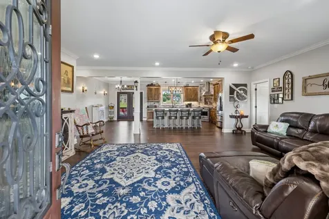 7 Shenandoah Circle Carthage TN 37030