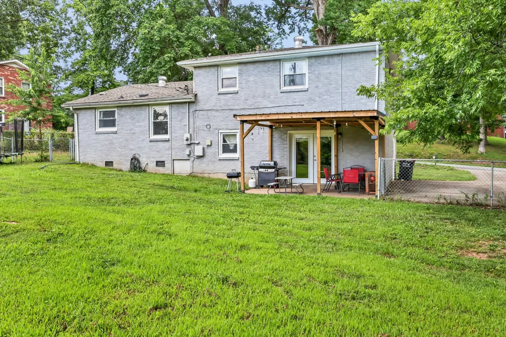 531 Aurelia Lynn Drive Clarksville TN 37042
