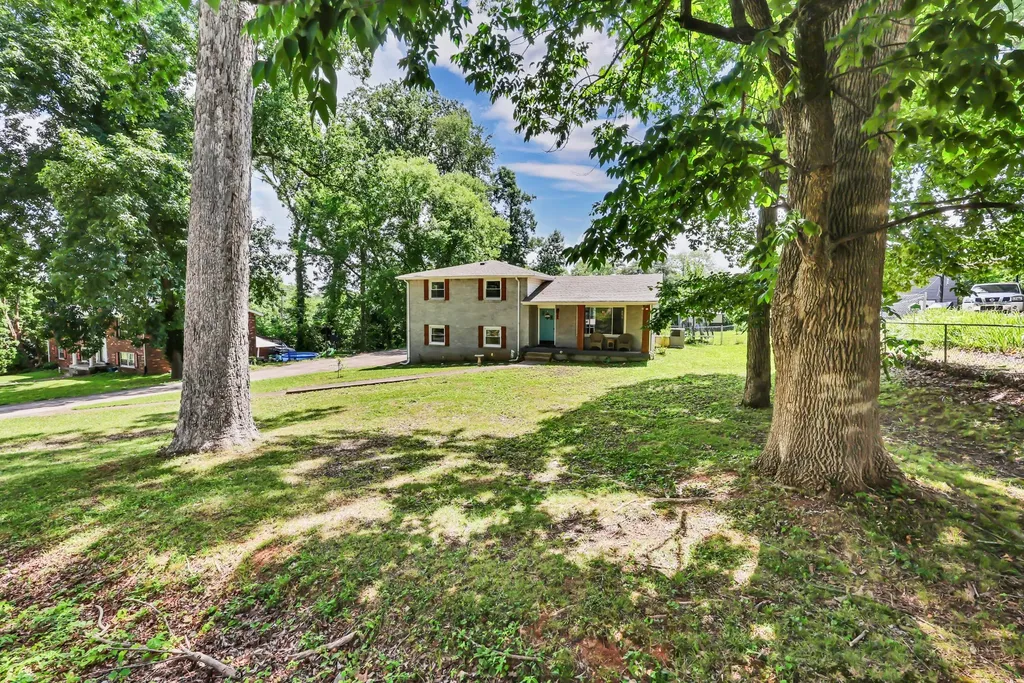 531 Aurelia Lynn Drive Clarksville TN 37042