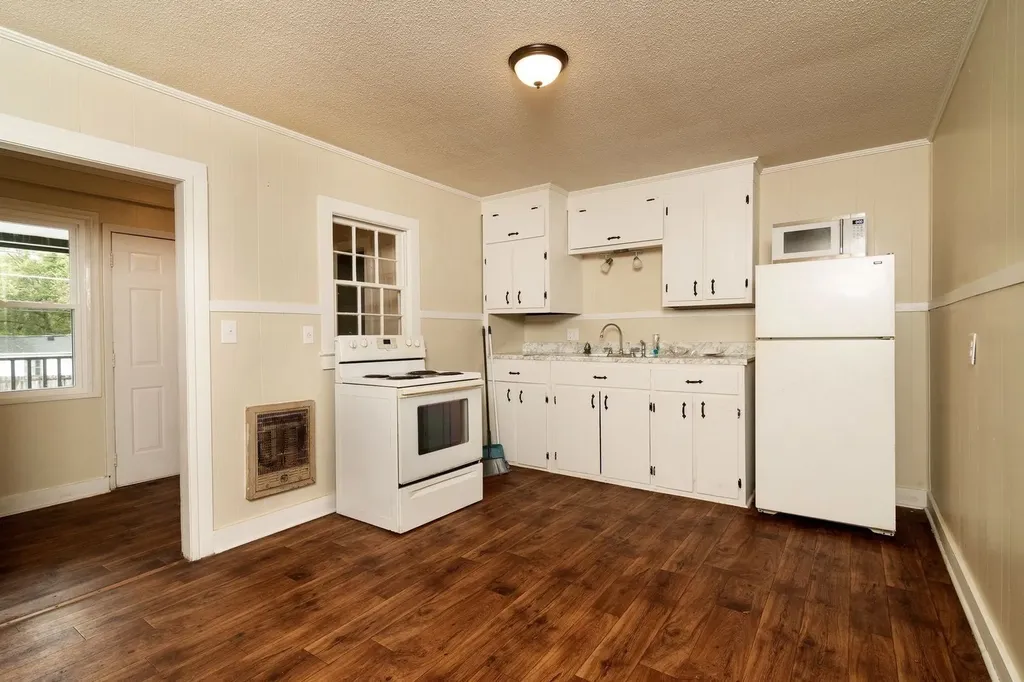 206 Edison St, W Fayetteville TN 37334