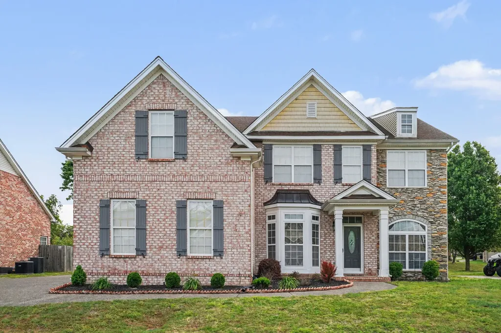 1820 Woodland Farms Court Old Hickory TN 37138