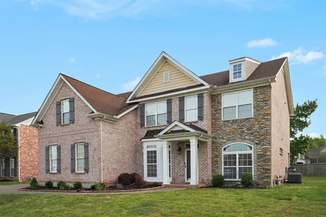 1820 Woodland Farms Court Old Hickory TN 37138