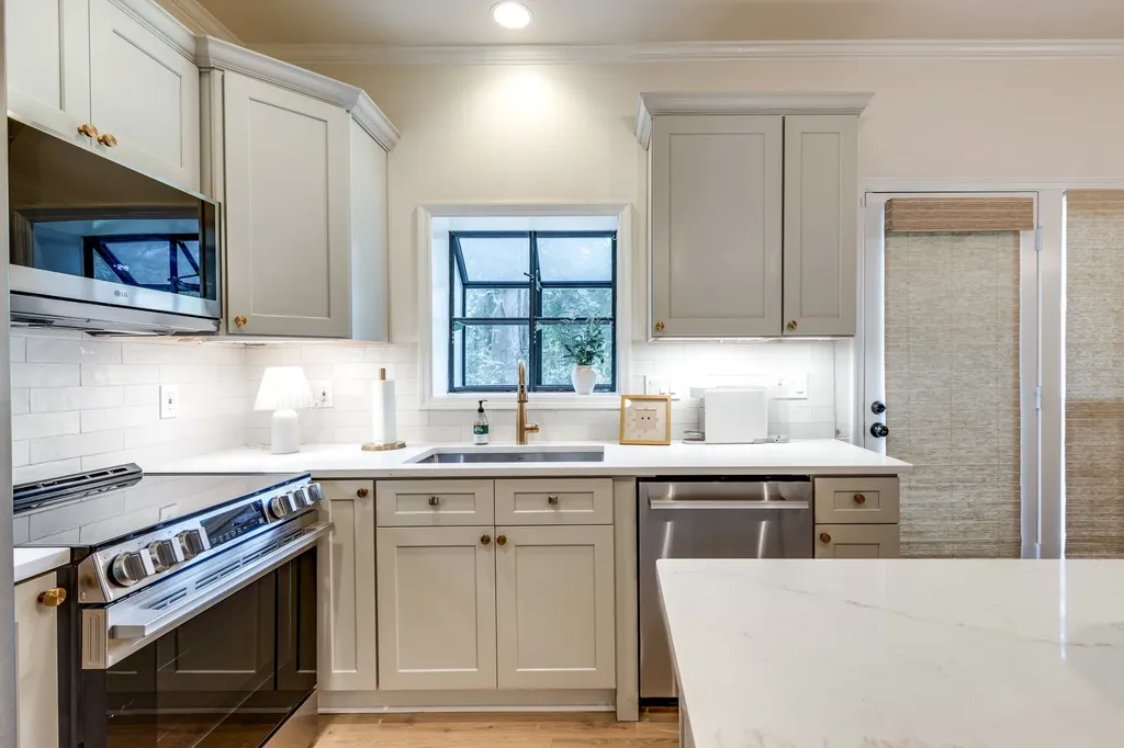 2018 Stokes Lane Nashville TN 37215