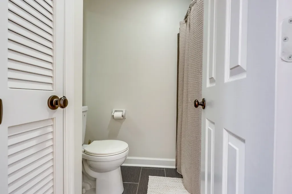2018 Stokes Lane Nashville TN 37215
