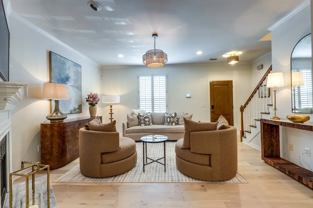 2018 Stokes Lane Nashville TN 37215