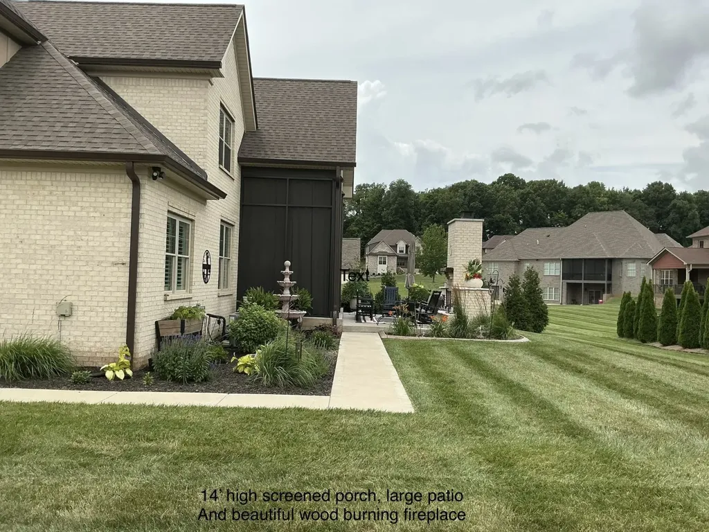1457 Collins View Way Clarksville TN 37043