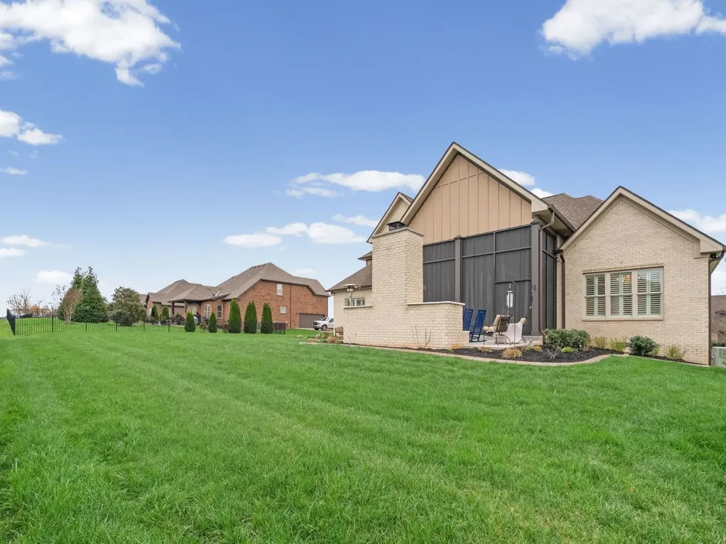 1457 Collins View Way Clarksville TN 37043