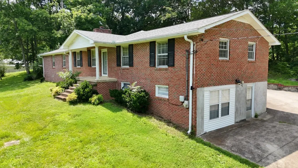 3325 Freeman Hollow Road Goodlettsville TN 37072