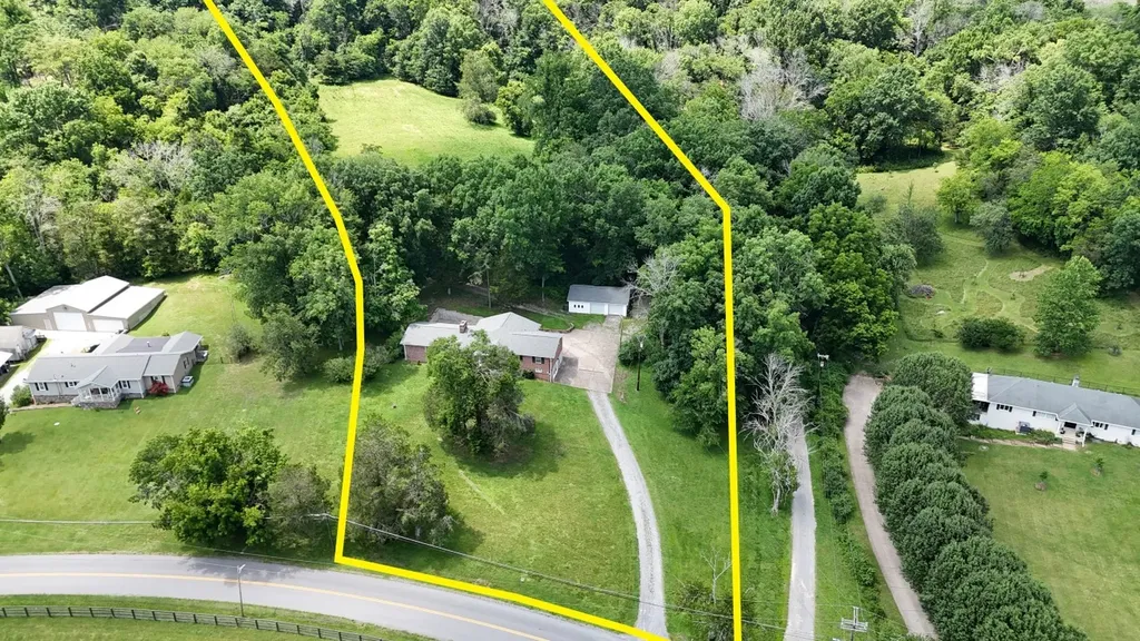 3325 Freeman Hollow Road Goodlettsville TN 37072