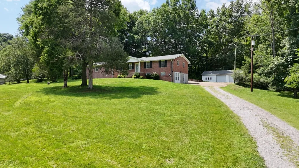 3325 Freeman Hollow Road Goodlettsville TN 37072