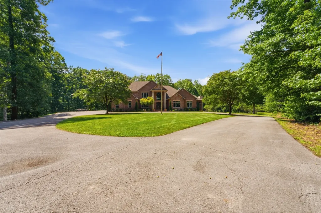 368 Chandler Drive Winchester TN 37398