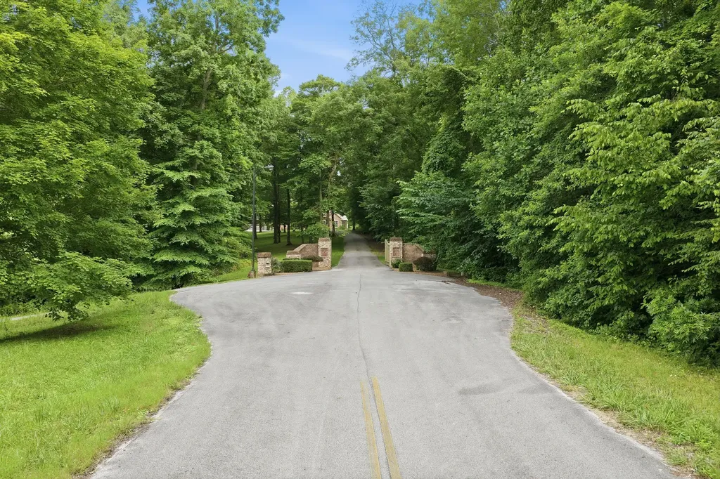 368 Chandler Drive Winchester TN 37398