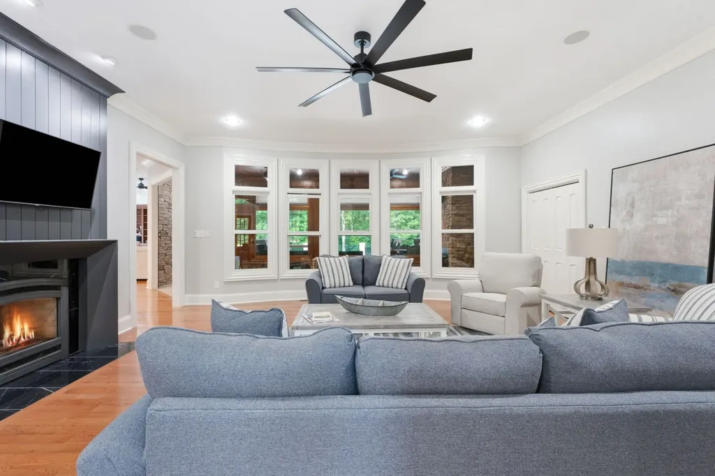 368 Chandler Drive Winchester TN 37398