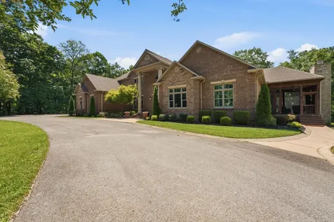 368 Chandler Drive Winchester TN 37398