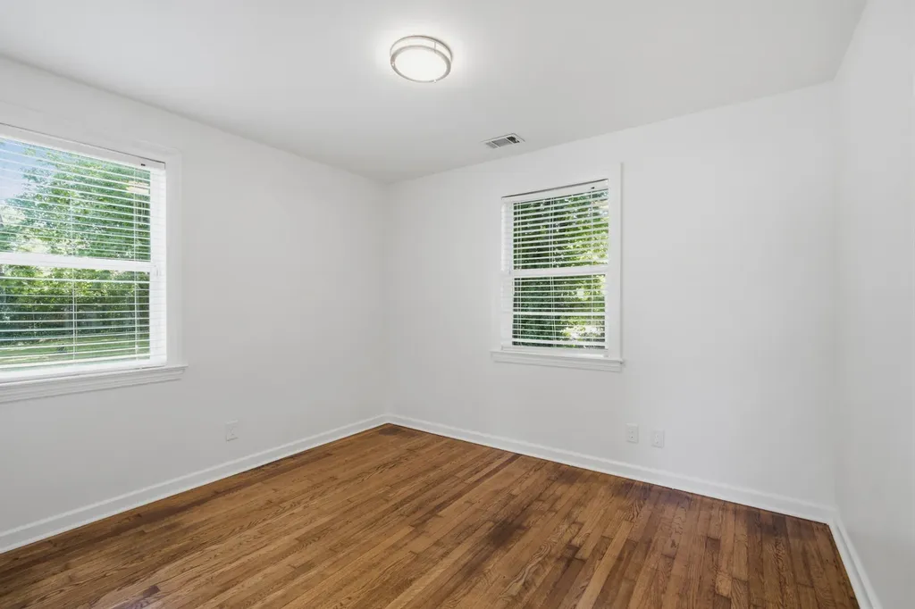 80 Peachtree Street Nashville TN 37210