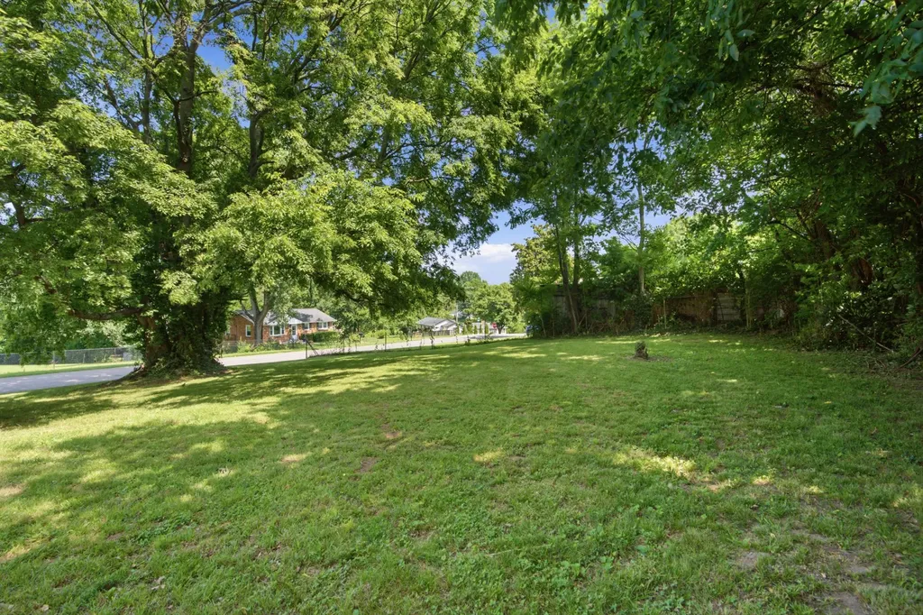 80 Peachtree Street Nashville TN 37210