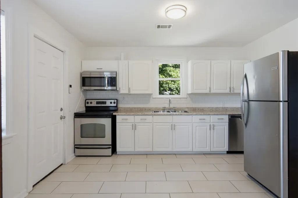 80 Peachtree Street Nashville TN 37210