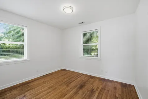 80 Peachtree Street Nashville TN 37210