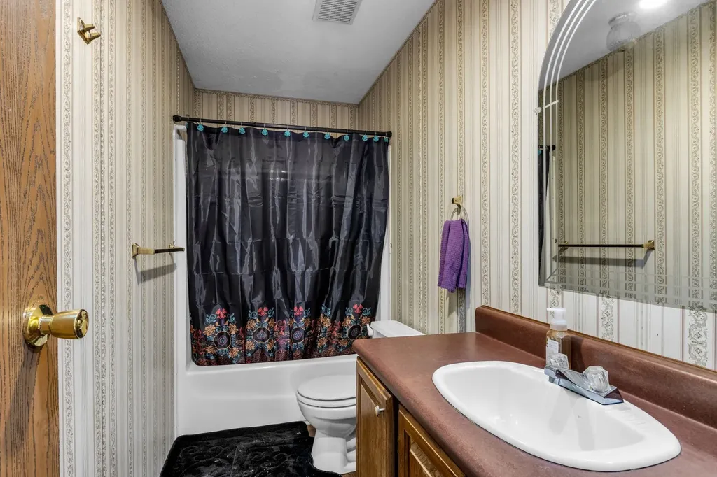 1234 John Lawson Road Mcminnville TN 37110