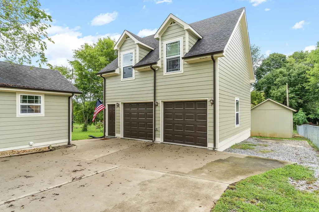 206 E Street Clarksville TN 37042