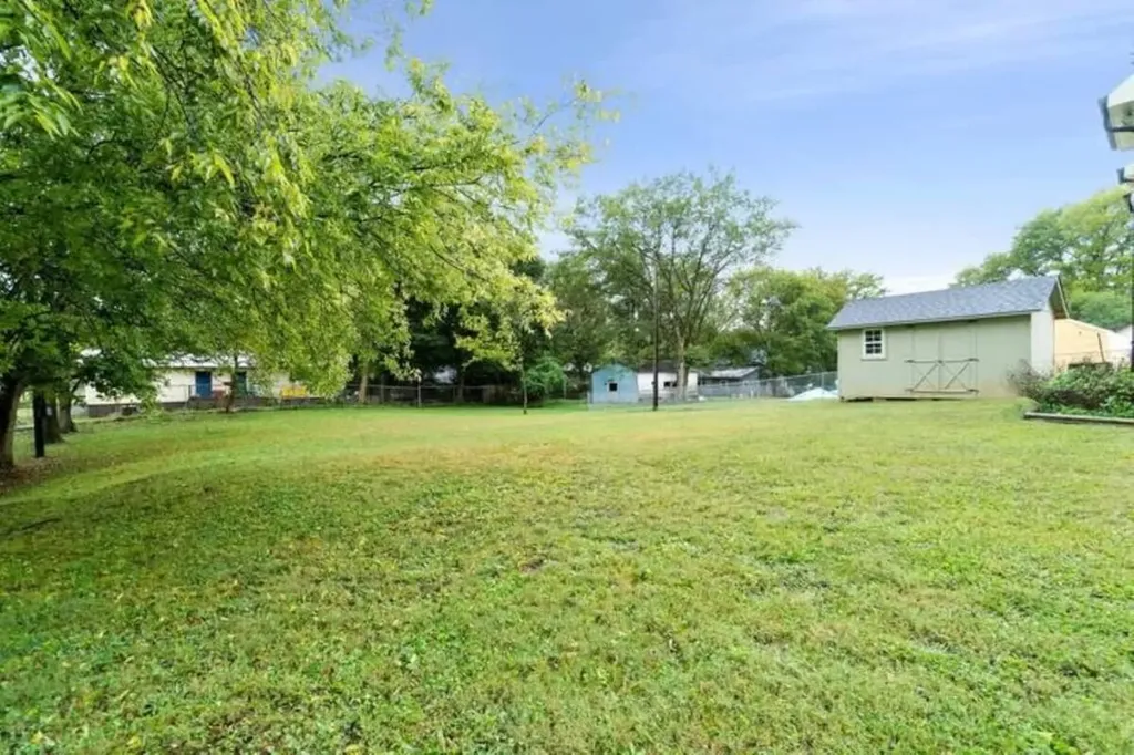 206 E Street Clarksville TN 37042