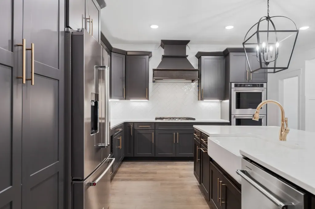 1091 Peyton Place Columbia TN 38401