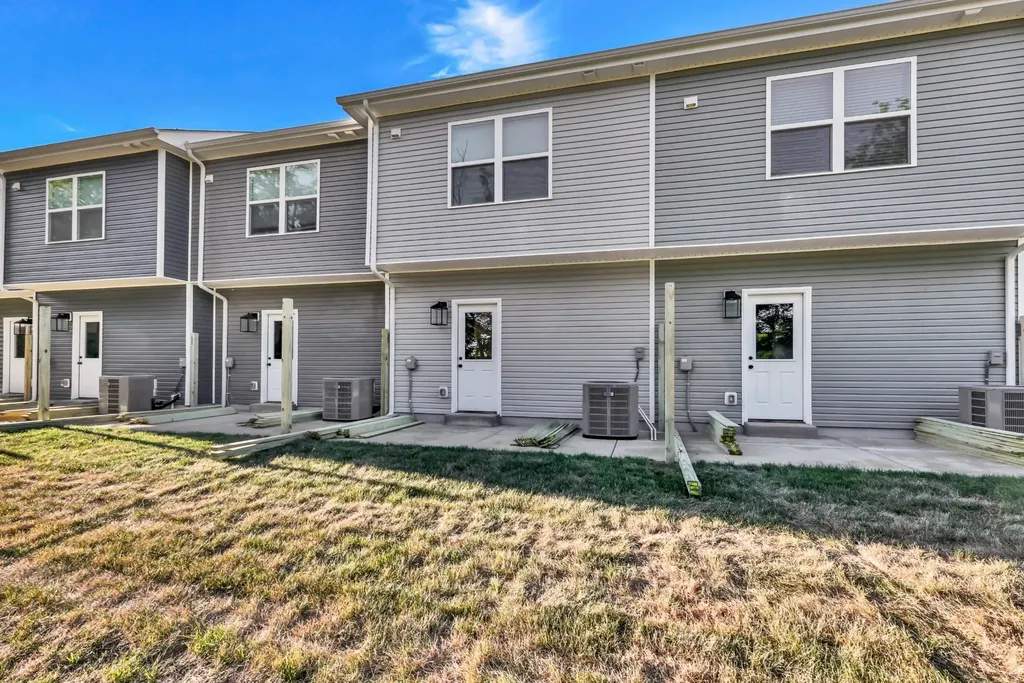 346 Front Ridge Circle Clarksville TN 37040