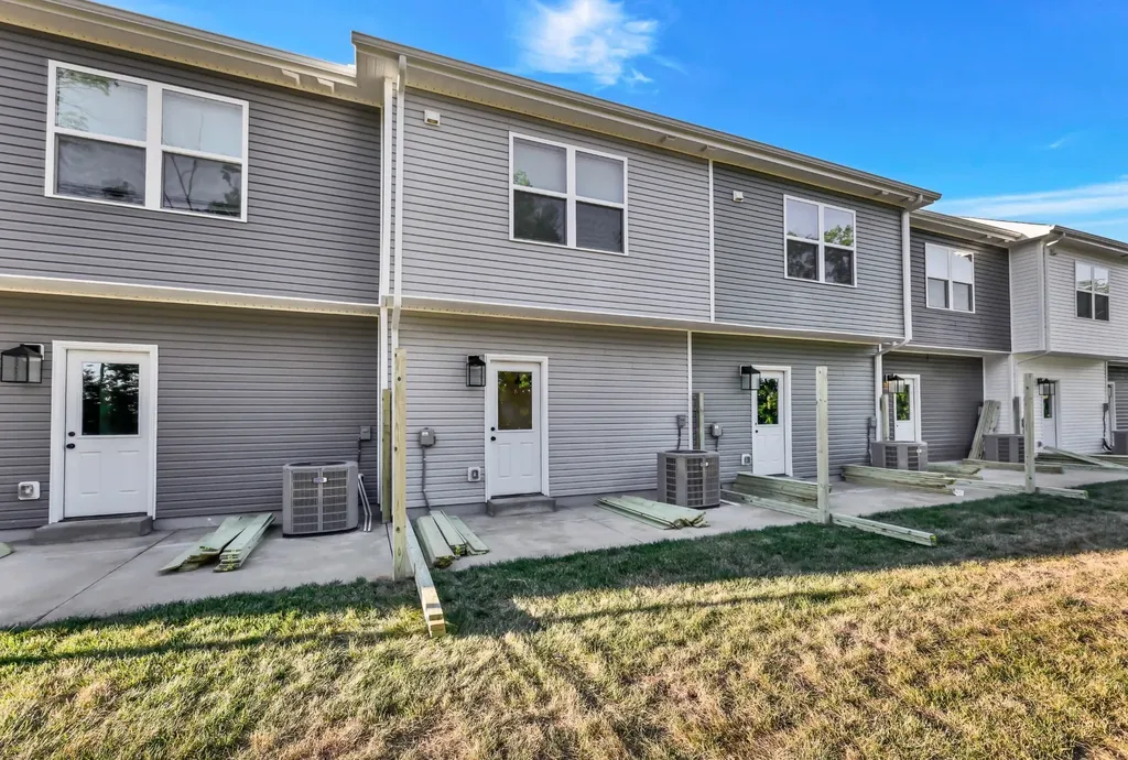 346 Front Ridge Circle Clarksville TN 37040