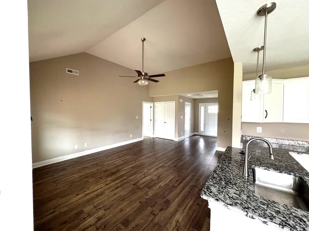 161 Ardell Drive Clarksville TN 37040