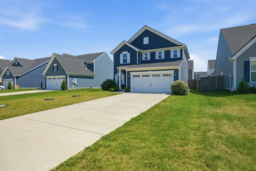 6563 Palm Warbler Drive Murfreesboro TN 37128