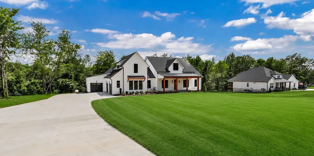 2660 Jarrell Ridge Road Clarksville TN 37043