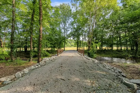 2133 Bear Creek Road Collinwood TN 38450