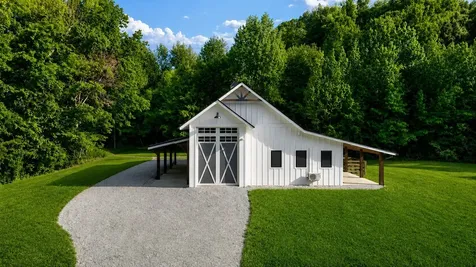 2133 Bear Creek Road Collinwood TN 38450