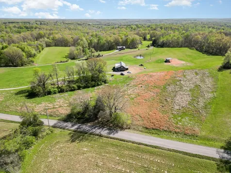 3 Batson Mill Charlotte TN 37036