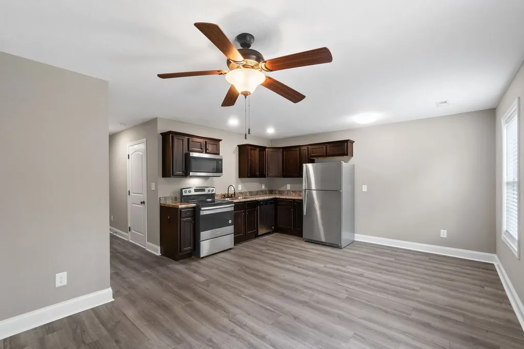 1720 Manning Drive Clarksville TN 37042