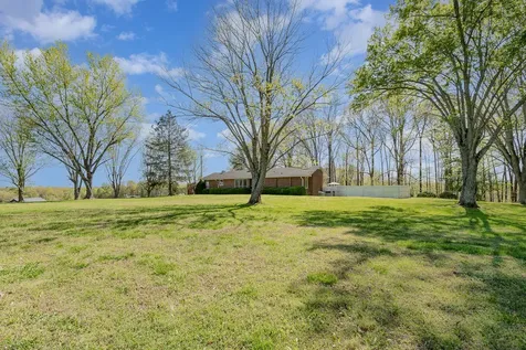 1075 Batson Mill Road Charlotte TN 37036