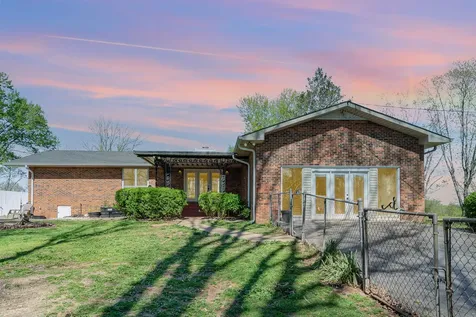 1075 Batson Mill Road Charlotte TN 37036