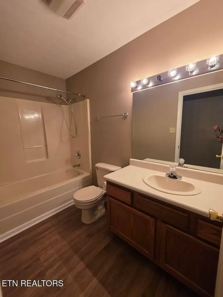 1012 Willow Creek Circle Maryville TN 37804