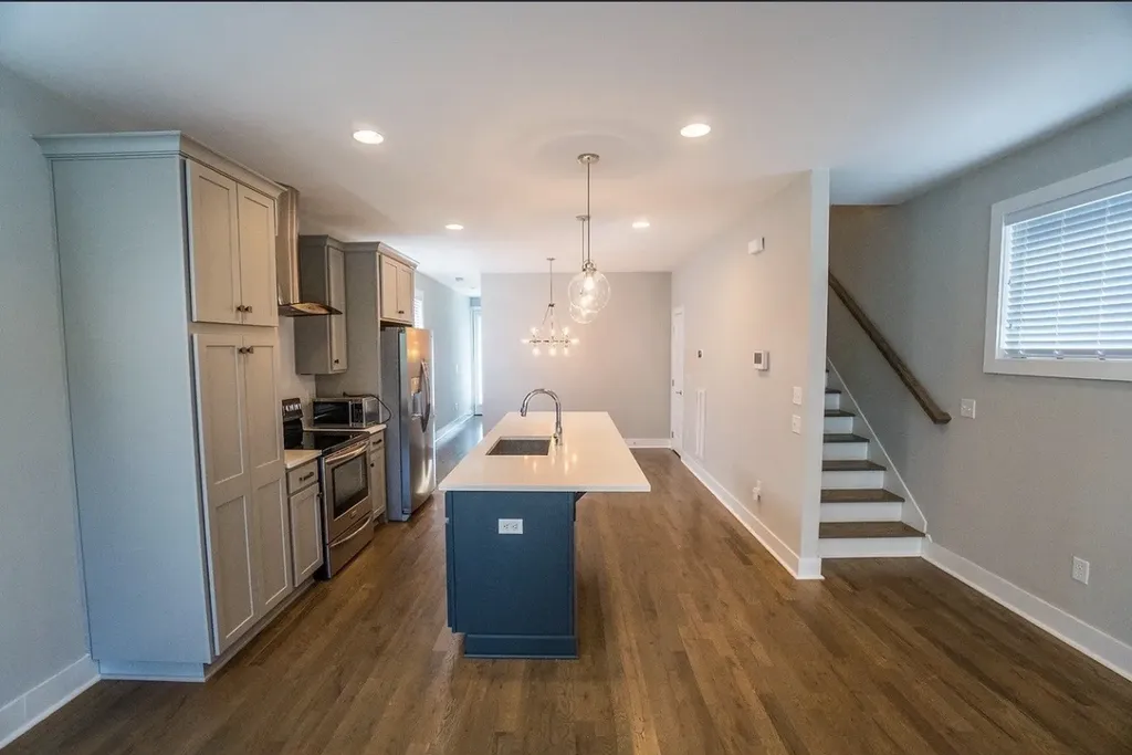 1515 21st Ave, N Nashville TN 37208