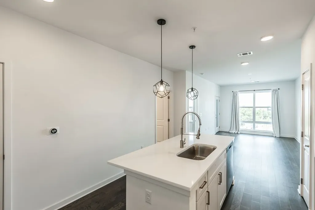 1677 54th Ave, N Nashville TN 37209