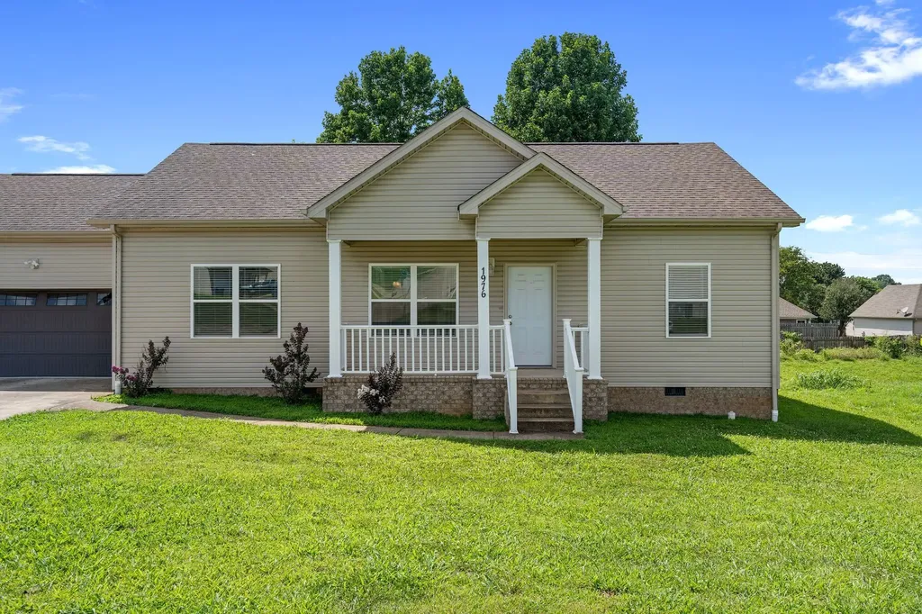 1976 Normandy Drive Columbia TN 38401